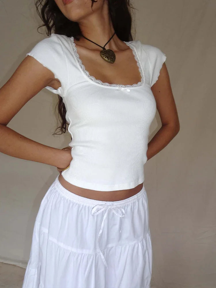 T-shirt Crop Vintage Femme Col Carré En Dentelle