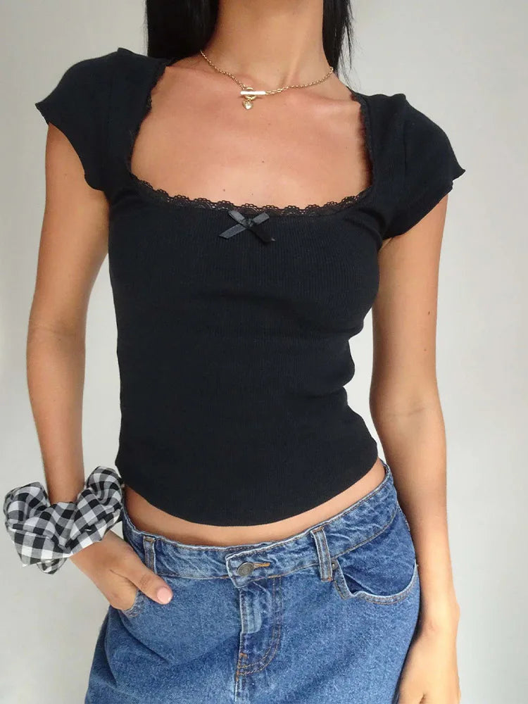 T-shirt Crop Vintage Femme Col Carré En Dentelle